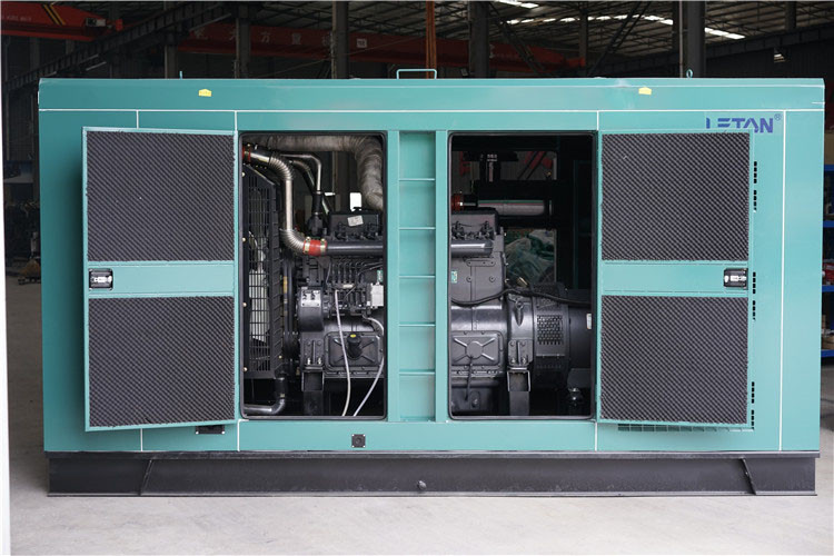 Generator diesel senyap 600KW 24